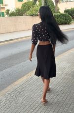 KAAVIYA SAMBASIVAM - Instagram Photos and Video 08/25/2025