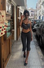 KAAVIYA SAMBASIVAM - Instagram Photos and Videos 08/22/2025