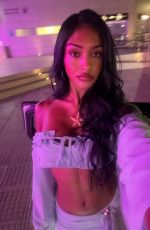 KAAVIYA SAMBASIVAM - Instagram Photos and Videos 08/22/2025