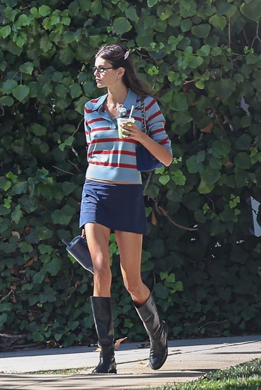 KAIA GERBER Visits a Friend