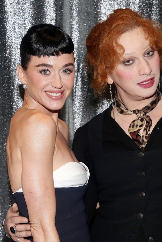 KATY PERRY at Backstage at Play Oh, Mary! on Broadway at Lyceum Theatre in New York City 08/12/2025