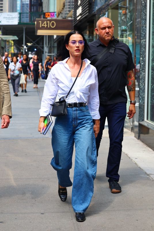 KATY PERRY Out and About in New York 08/12/2025