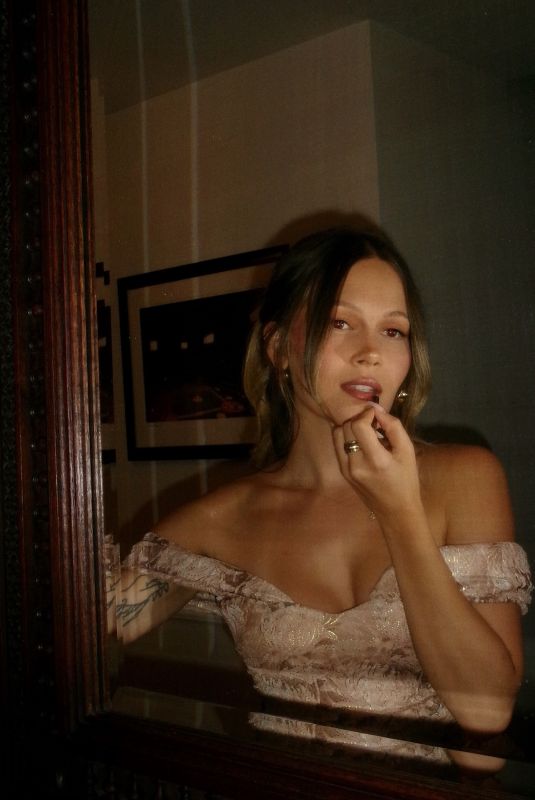 KELLI BERGLUND for Lulus Fall 2025