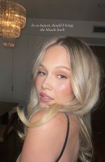KELLI BERGLUND - Instagram Photos 08/25/2025