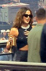 KHLOE KARDASHIAN at Beyonce