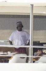 Lewis Hamilton was spotted soaking up the sun while taking time off the track in Athens 08/22/2025