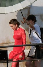 LILY COLLINS Filming Emily in Paris in Venice 08/16/2025