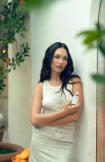 MADDIE ZIEGLER at a Photoshoot, August 2025