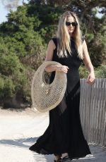 MARGOT ROBBIE Out for Lunch and Boutique Shopping in Ibiza 07/09/2025