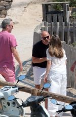 MARGOT ROBBIE Out for Lunch and Boutique Shopping in Ibiza 07/09/2025