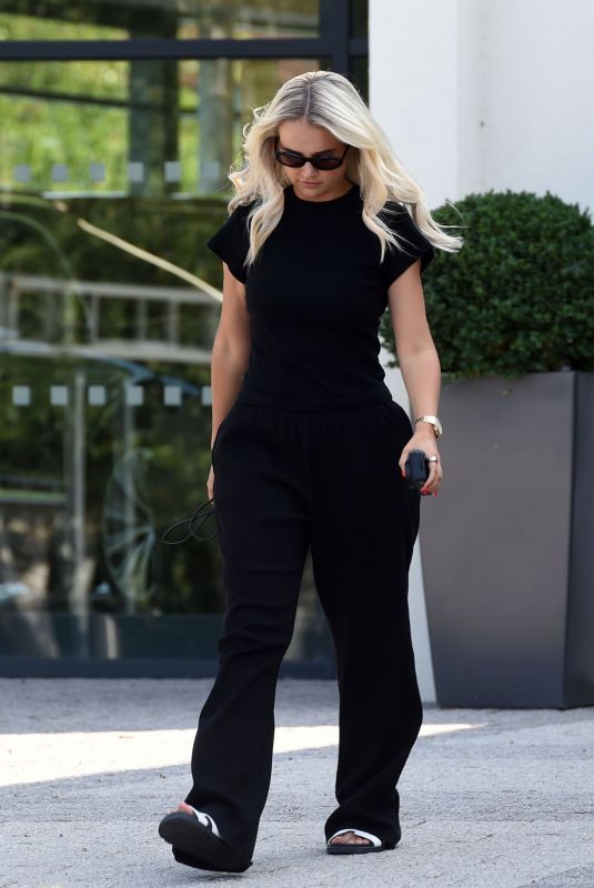 MOLLY MAE HAGUE Out and About in Cheshire 08/17/2025
