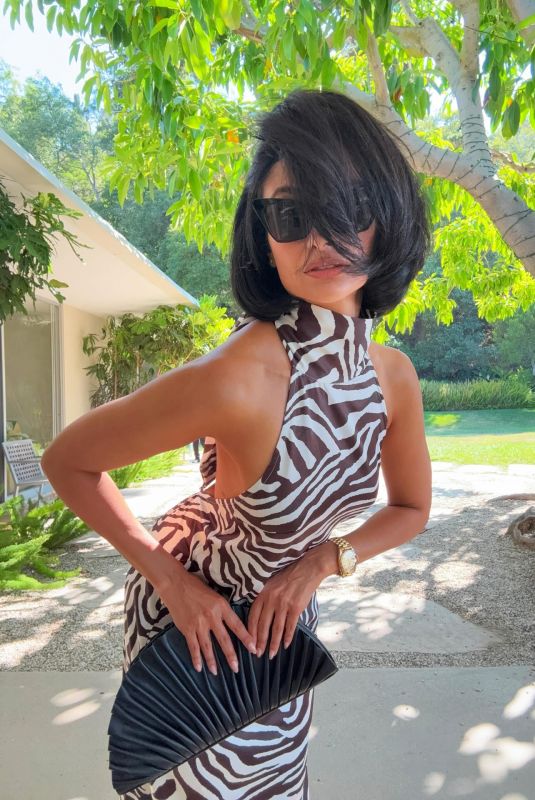 NAZANIN MANDI - Instagram Photos 08/06/2025