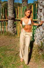 NIKA NIKOLAINENKO - Instagram Photos 08/24/2025