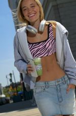 OLIVIA PONTON for VS Pink Fall 2025