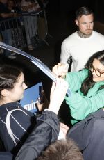 RACHEL ZEGLER Signs Autographs at Stage Door Outside London Palladium 07/28/2025