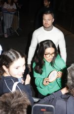 RACHEL ZEGLER Signs Autographs at Stage Door Outside London Palladium 07/28/2025
