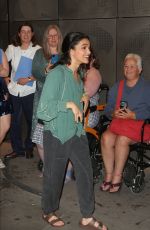 RACHEL ZEGLER Signs Autographs for Fans Outside London Palladium 08/02/2025