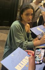 RACHEL ZEGLER Signs Autographs for Fans Outside London Palladium 08/02/2025