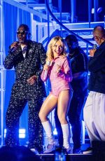 SABRINA CARPENTER Performs at Lollapalooza at Grant Park in Chicago 08/03/2025