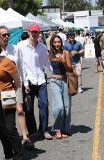 SOPHIA HAMMONS Shopping at Farmer