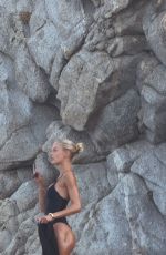 SOPHIA LUDERS - Instagram Photos 08/25/2025