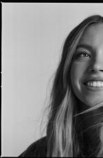 SYDNEY SWEENEY for American Eagle Campaign Fall 2025, August 2025