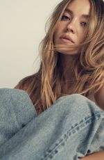 SYDNEY SWEENEY for American Eagle Campaign Fall 2025, August 2025