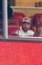 TAYLOR SWIFT and Travis Kelce at Cincinnati Bearcats vs Nebraska Cornhuskers Game at Arrowhead Stadium in Kansas City 08/28/2025