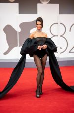 ALESSANDRA DE TOMASO at After the Hunt Premiere at 82nd Venice International Film Festival 08/29/2025