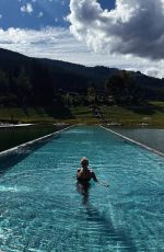 ALICA SCHMIDT - Instagram Photos 09/30/2025
