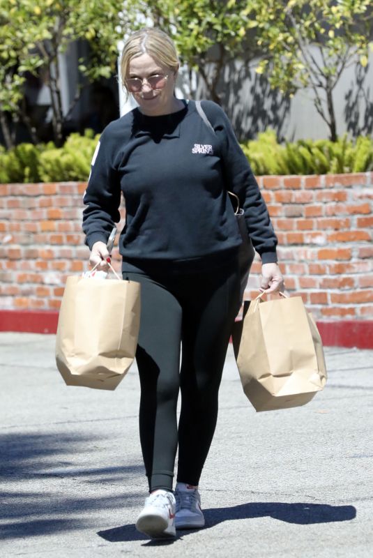 AMY POEHLER Out Shopping in Los Angeles 09/07/2025