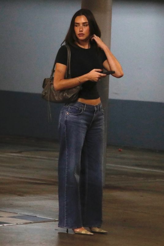 ANASTASIA KARANIKOLAOU Out for Dinner at Sushi Park 09/24/2025