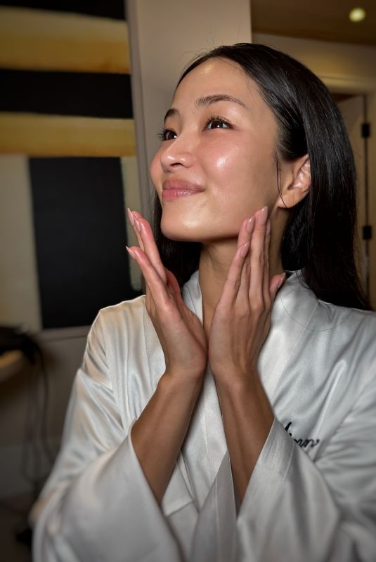 ANNA SAWAI - Instagram Photos 09/22/2025