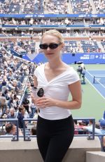 ANNASOPHIA ROBB at US Open Tennis Championships at Flushing Meadows 09/01/2025