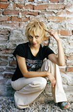 BRITTANY MURPHY for Cosmo Girl 2004