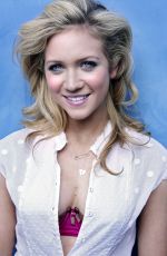 BRITTANY SNOW for Ocean Drive 2005