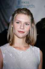 CLAIRE DANDES at VH1 Fashion Awards 15/05/1999