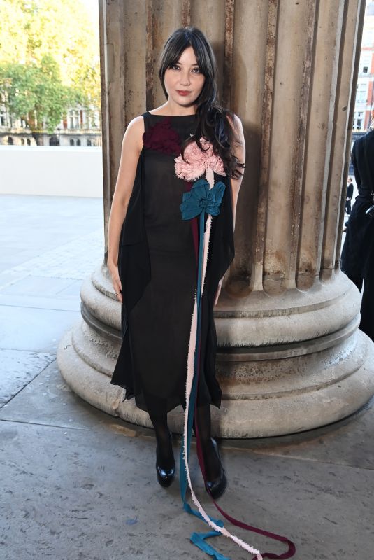 DAISY LOWE at Erdem Fashion Show at London Fashion Week 09/21/2025