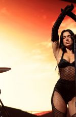 DUA LIPA Performs on Her Radical Optimism Tour at Scotiabank Arena in Toronto 09/01/2025