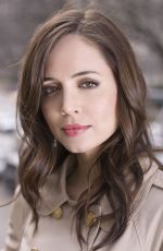 ELIZA DUSHKU for USA Today 2009