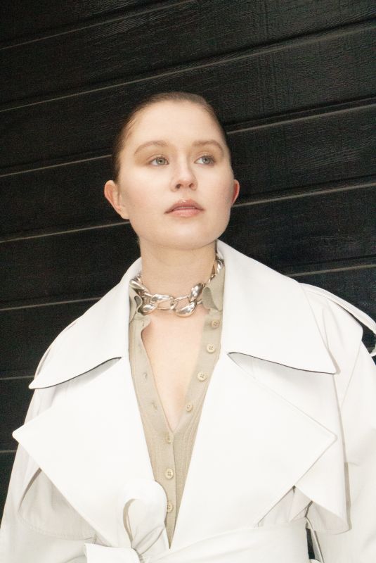 ELIZA SCANLEN for Numero Netherlands, March 2025