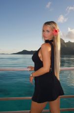 EMILY ELIZABETH - Instagram Photos 09/16/2025