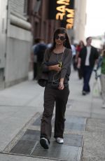 EMILY RATAJKOWSKI Out and About at New York Fashion Week in New York City 09/15/2025