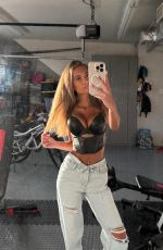 GABRIELLA LEWANDOWSKI - Instagram Photos 09/03/2025