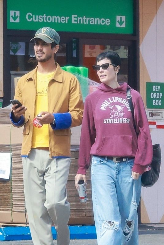 HALSEY and Avan Jogia Out Shopping in Los Angeles 09/09/2025