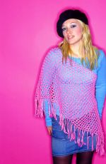 HILARY DUFF for Dalle 2004