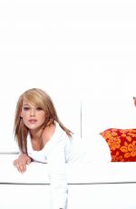 HILARY DUFF for Dalle 2004