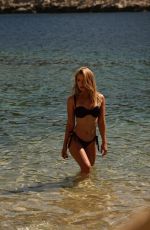 ILONA ARSENTIEVA - Instagram Photos and Videos 09/02/2025
