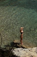 ILONA ARSENTIEVA - Instagram Photos and Videos 09/02/2025
