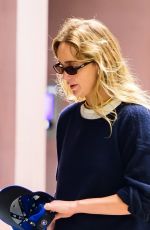 JENNIFER LAWRENCE Heading to a Gym in Los Angeles 09/22/2025